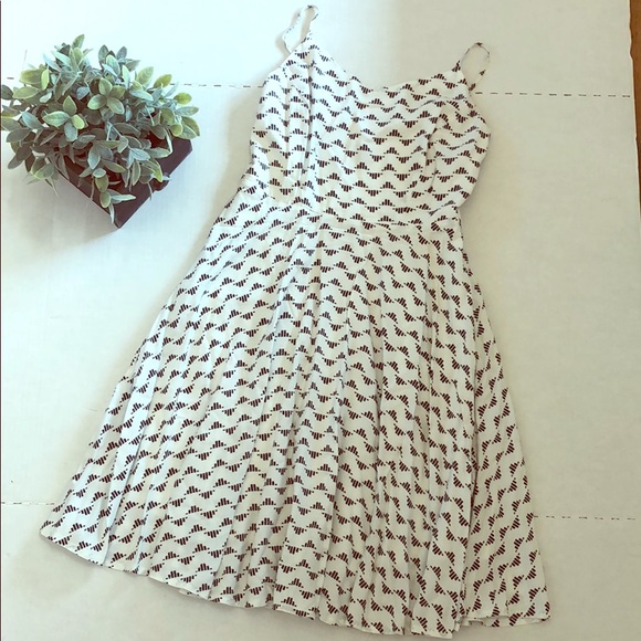Old Navy Dresses & Skirts - Cute and comfy fit and flare sundress, XS